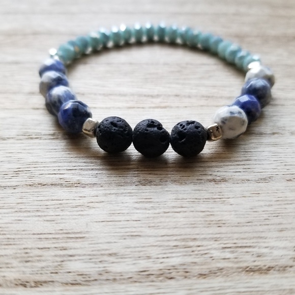 Sodalite + Lava Diffuser Bracelet - Picture 2 of 4